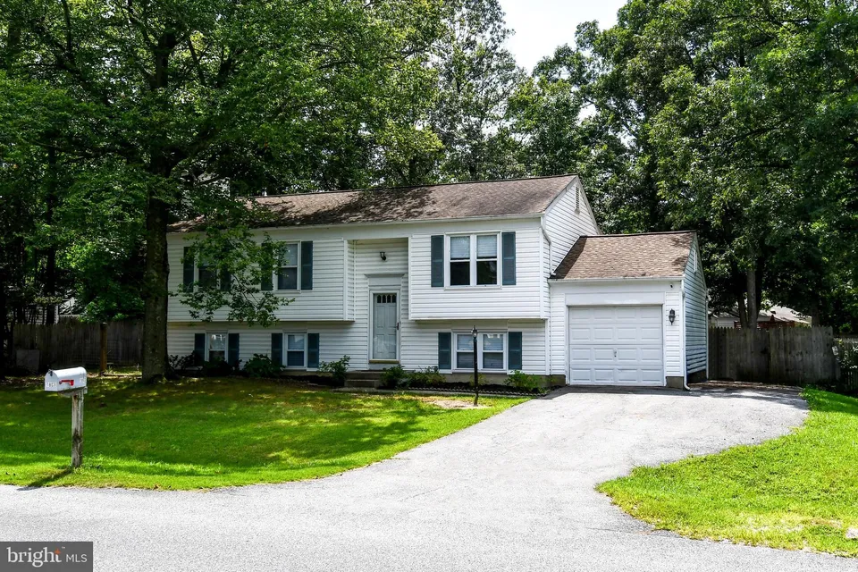1803 Oak Drive in Waldorf, Maryland